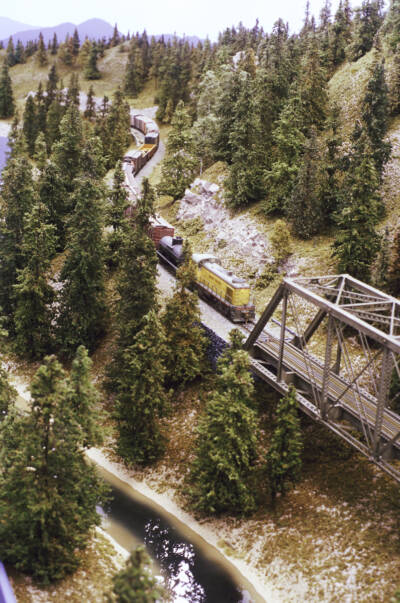 Model Railroader Photo of the Day: Continental Divide crossing