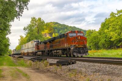 ARR plate clearances make room for trains