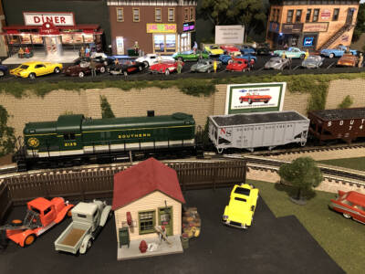 Classic Toy Trains Photo of the Day: Ed Berry’s O gauge layout