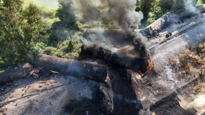 NTSB issues preliminary report on CN derailment and hazardous-material fire in Mississippi
