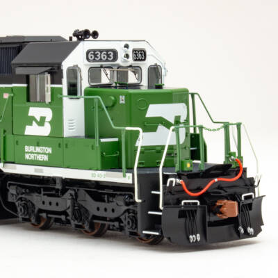 ScaleTrains HO EMD SD40-2