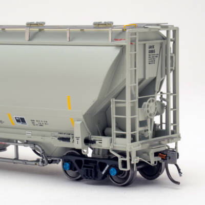 Atlas HO Trinity 5660 covered hopper