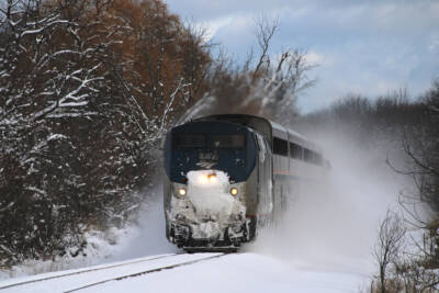 Amtrak weathers Midwest storm, experiences few holiday weekend disruptions nationally (updated)