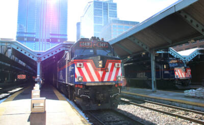 Metra, UP tell STB that contract negotations continue