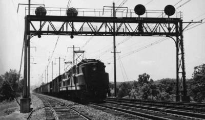 P5a’s on a PRR freight