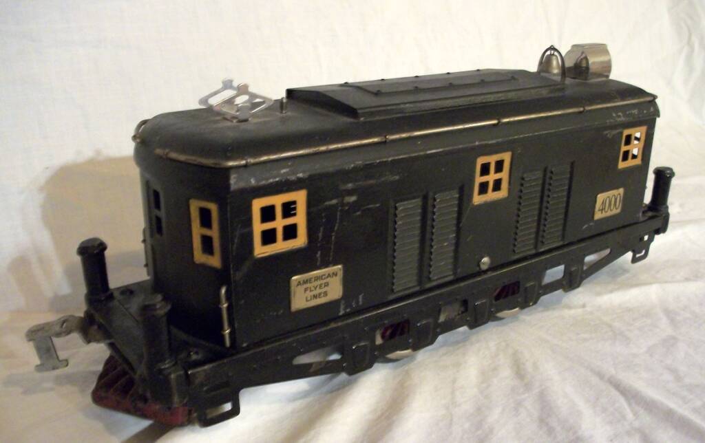 vintage dark green model train