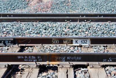 Colorado steel mill halts rail shipments to BNSF and UP