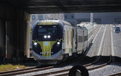 Brightline confronts cash crunch even as it gains riders, revenue in Florida: Analysis