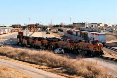 BNSF opens OKC terminal for Hobby Lobby