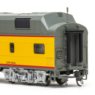 Broadway Limited HO Union Pacific power car No. 2066