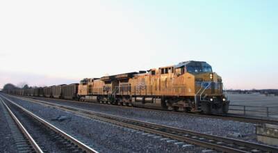 Seven state attorneys general ask Justice Department to scrutinize UP-NS merger