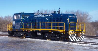 Minnesota manufacturer completes third locomotive for U.S. military