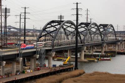 Ceremonial train is first to cross New Jersey’s Portal North Bridge (with video)